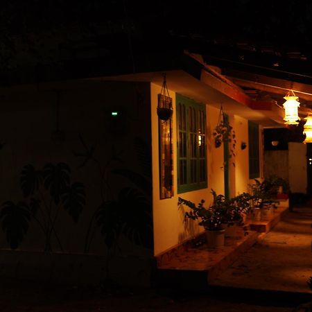 House In The Beach Alappuzha Luaran gambar