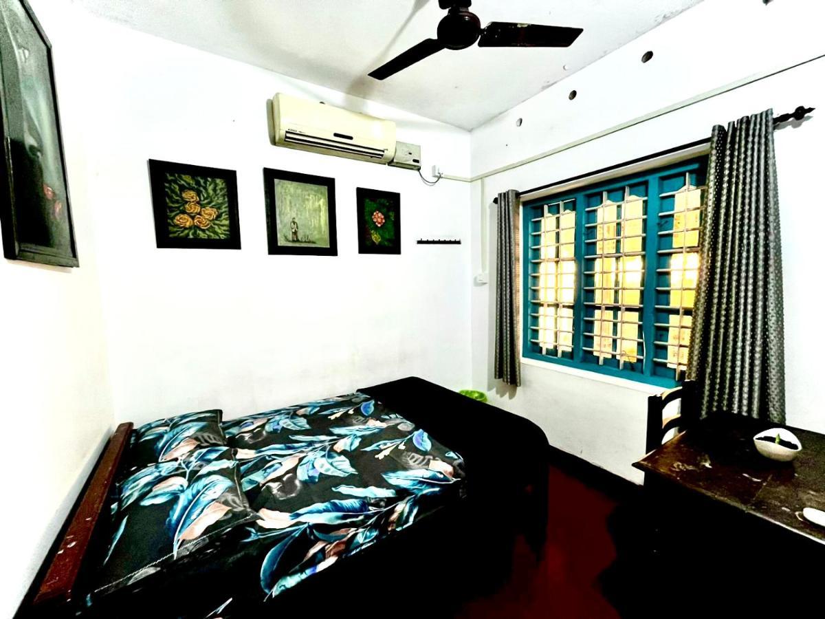 House In The Beach Alappuzha Luaran gambar