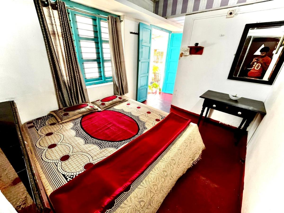House In The Beach Alappuzha Luaran gambar