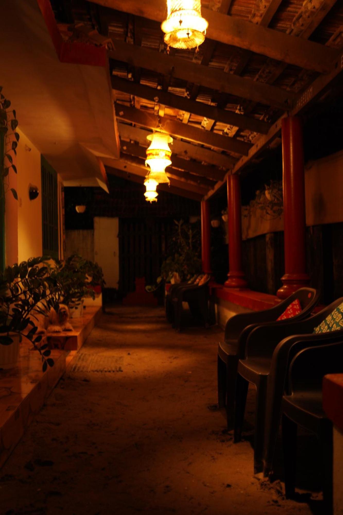 House In The Beach Alappuzha Luaran gambar
